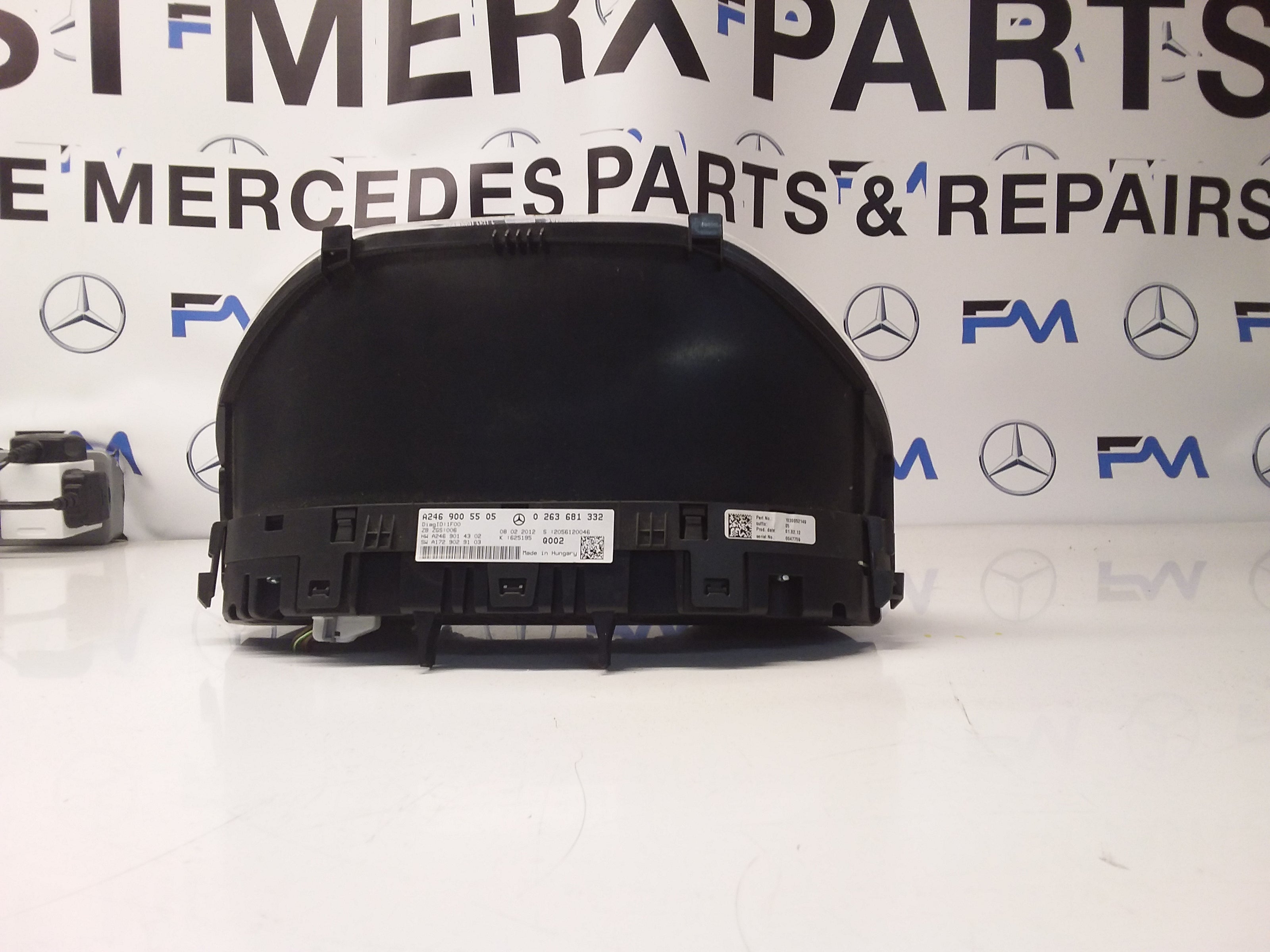 MERCEDES B-CLASS SPEEDOMETER INSTRUMENT CLUSTER W246 A2469005505 FM0055 2012
