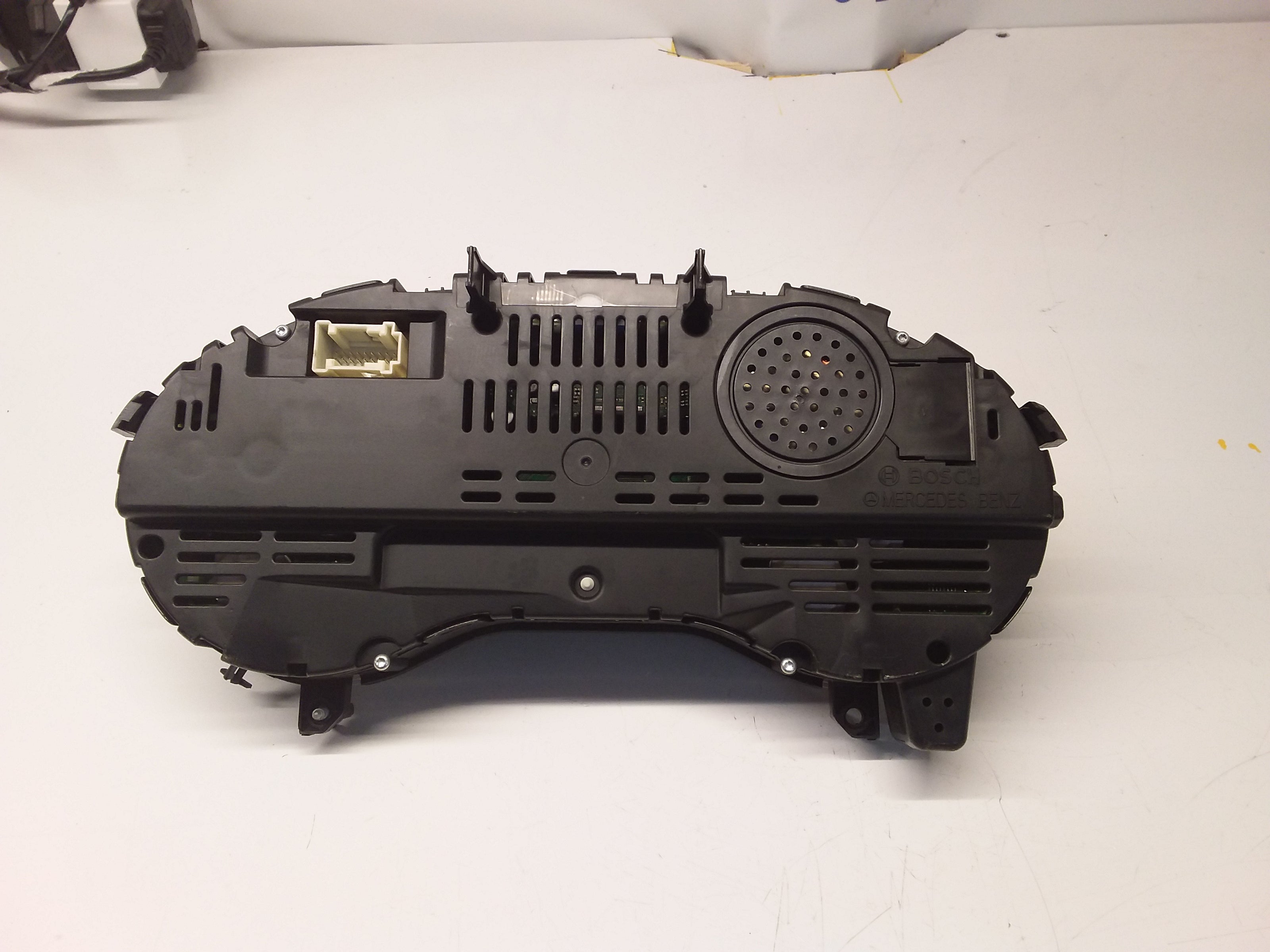 MERCEDES B-CLASS SPEEDOMETER INSTRUMENT CLUSTER W246 A2469006911 FM0057 2013