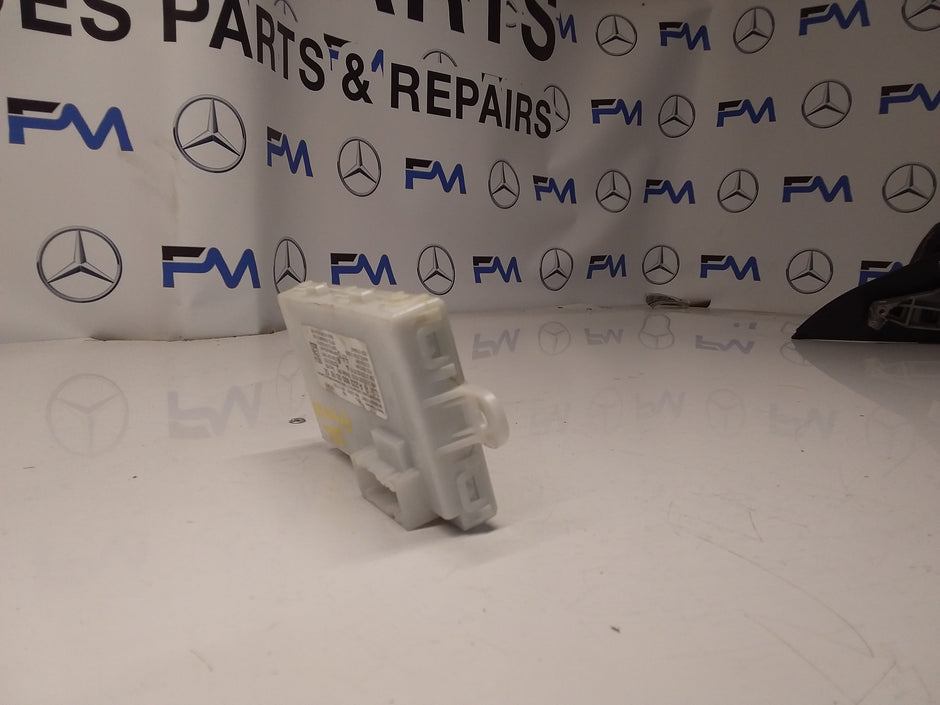 MERCEDES S-CLASS KEYLESS GO MODULE W222 A2229000016 FM0085
