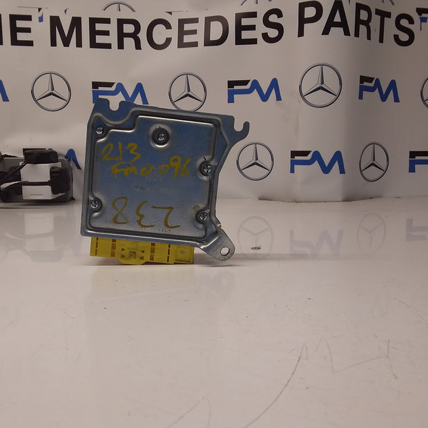 MERCEDES E-CLASS AIRBAGS CONTROL MODULE W238 A2389007220 FM0096