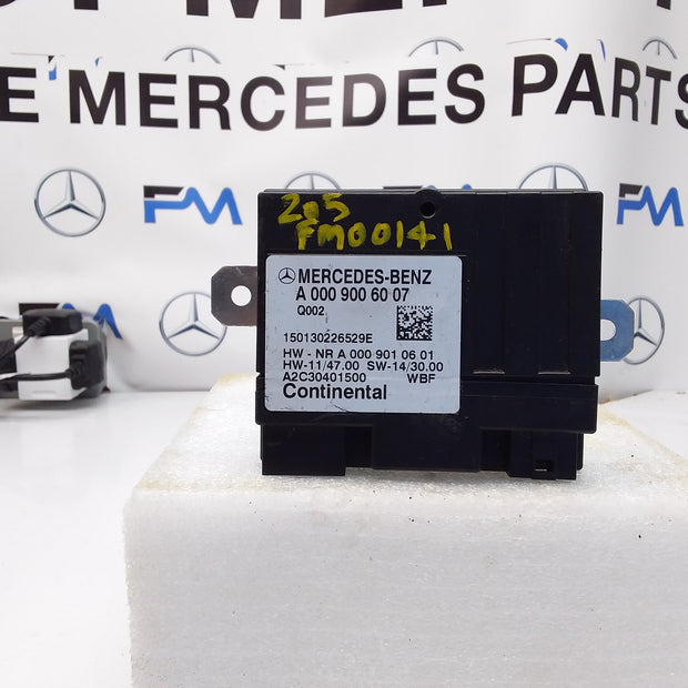 MERCEDES C-CLASS FUEL PUMP CONTROL MODULE W205 A0009006007 FM00141