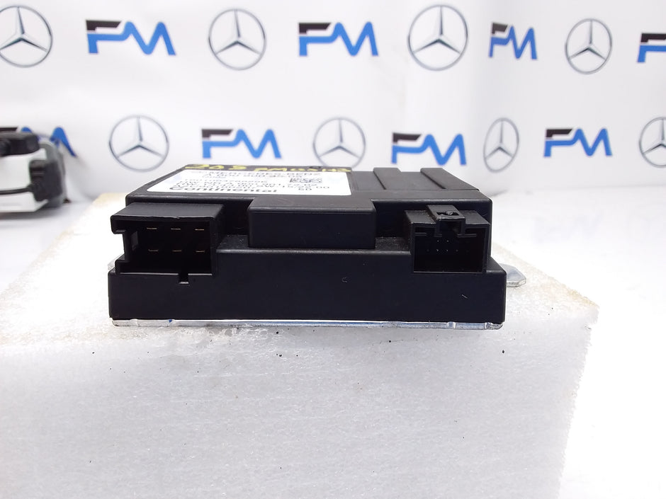 MERCEDES C-CLASS FUEL PUMP CONTROL MODULE W205 A0009003505 FM00143