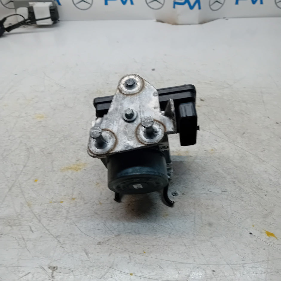 MERCEDES BENZ GLC W253 ABS PUMP CONTROL MODULE UNIT A2539011400 FM001461