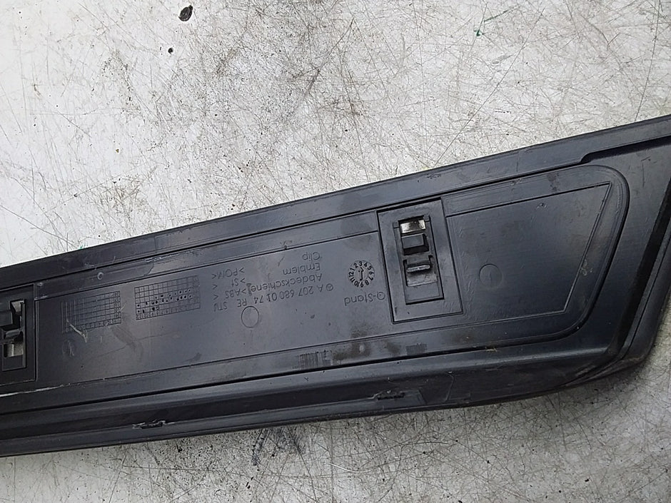 MERCEDES BENZ E-CLASS A207 CONVERTIBLE TRIM PANEL RIGHT A2076800174 FMR202