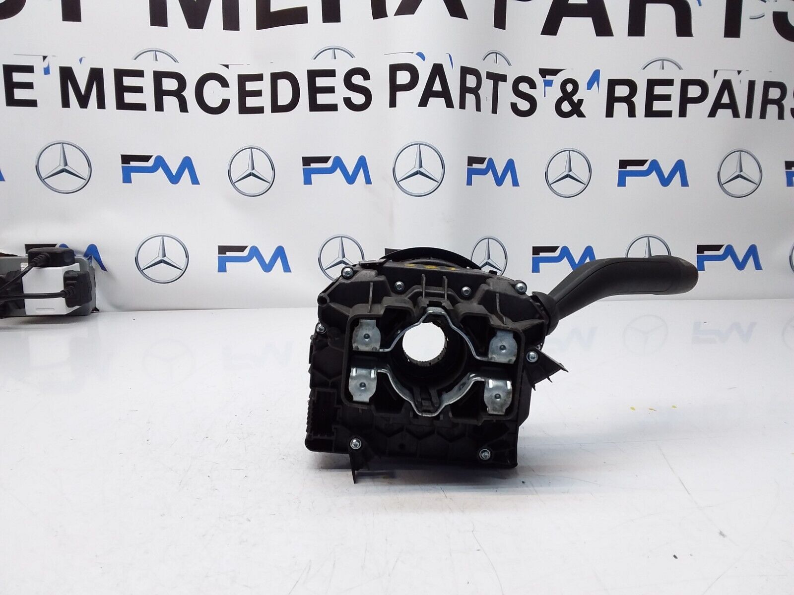 Mercedes  A-CLASS W177 INDICATOR/WIPER GEAR SELECT + SQUIB 10139371 2018 FM00530