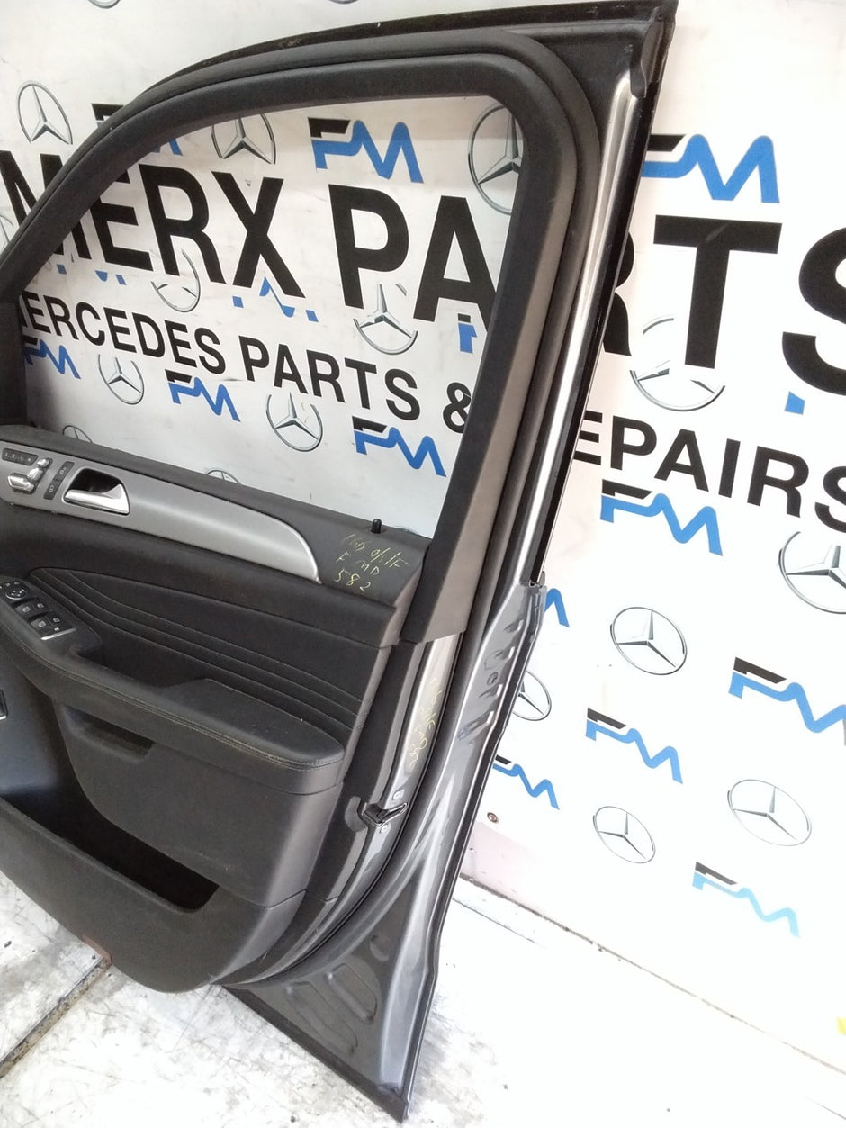 MERCEDES M-CLS W166  DRIVER REAR DOOR OSF GREY 2011-15 COMPLETE FMD582