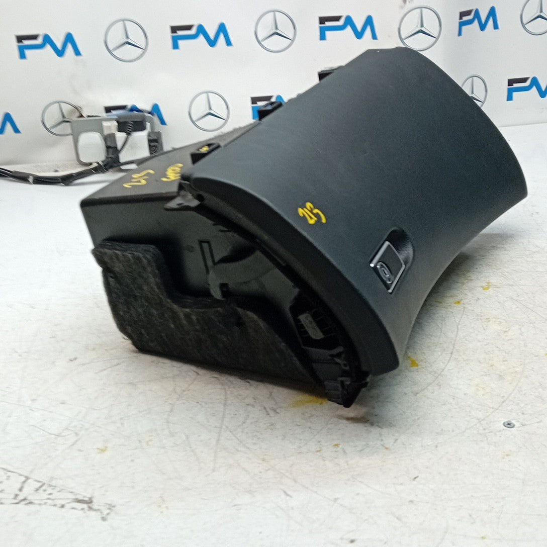 MERCEDES E-CLASS W213 DASHBOARD GLOVEBOX 2016 ON A2136800391 BLACK FM001315