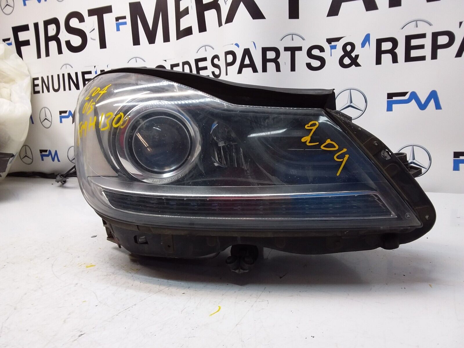 2011 MERCEDES C-CLASS W204 HEADLIGHT DRIVER OS A2048205859 FMH130 LED INTELLIGEN