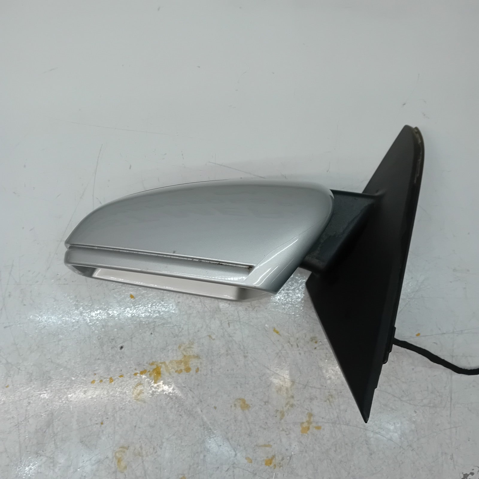 MERCEDES A-CLASS  W176 PASSENGER SIDE WING MIRROR A1768100116 SILVER FMM38