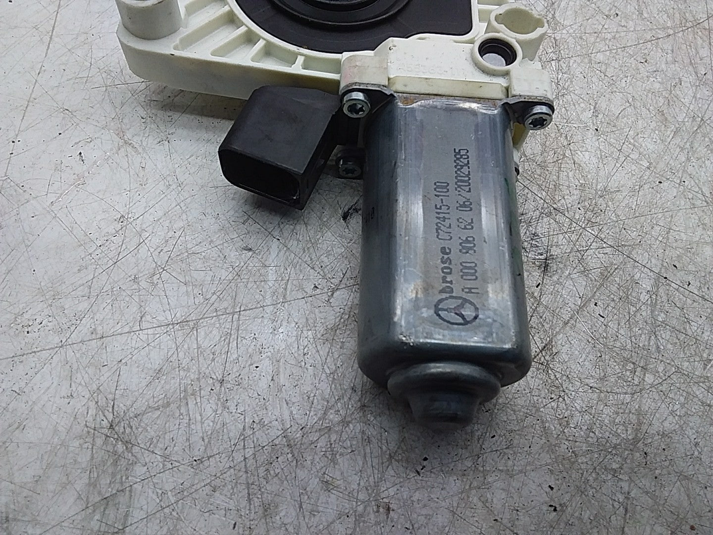MERCEDES E-CLASS C238 COUPE WINDOW REGULATOR MOTOR RIGHT OSF A0009066206 FMR218