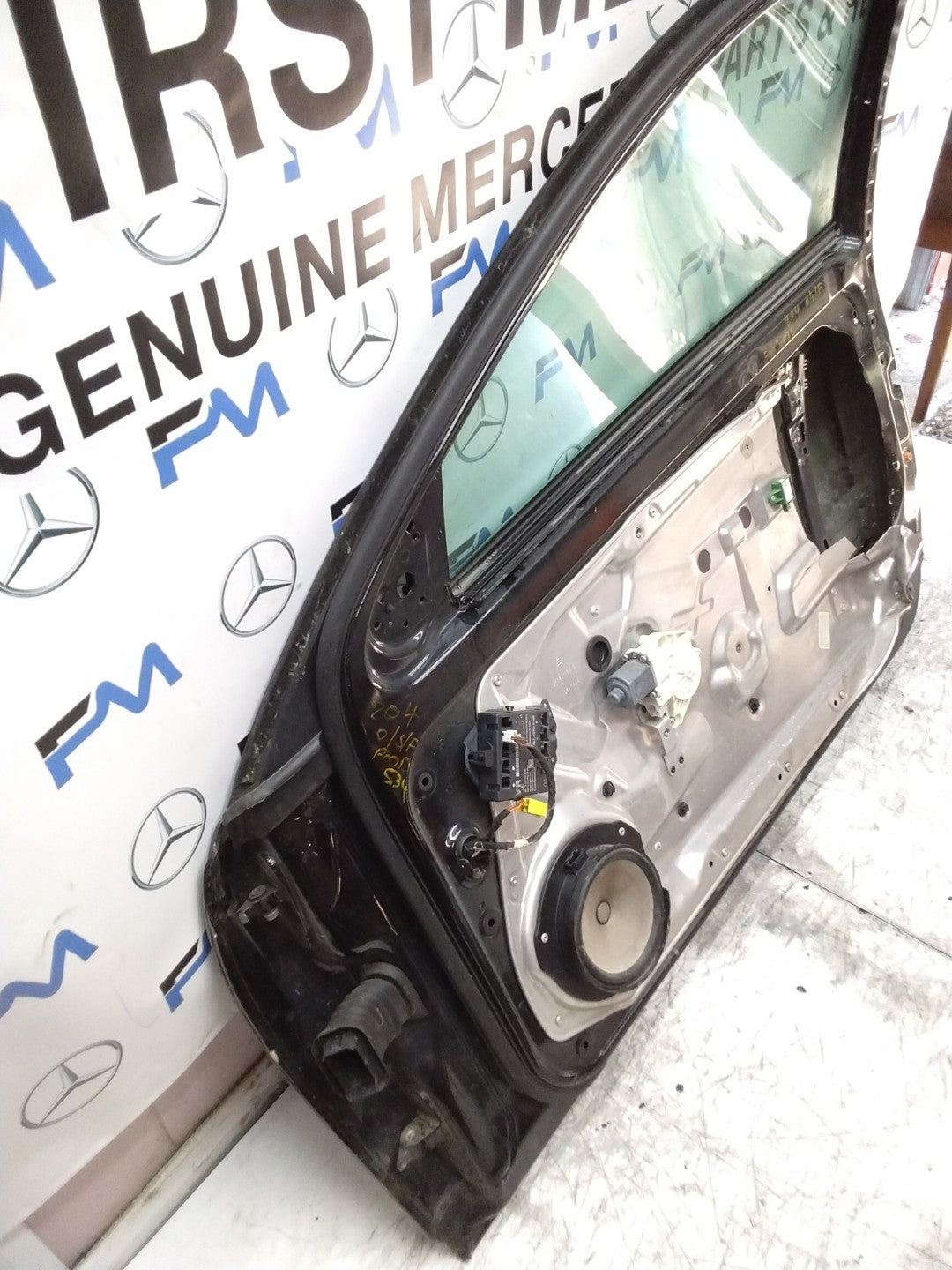 MERCEDES C-CLASS W204 SLN DRIVER FRONT DOOR OSF BLACK 2008-14  FMD534