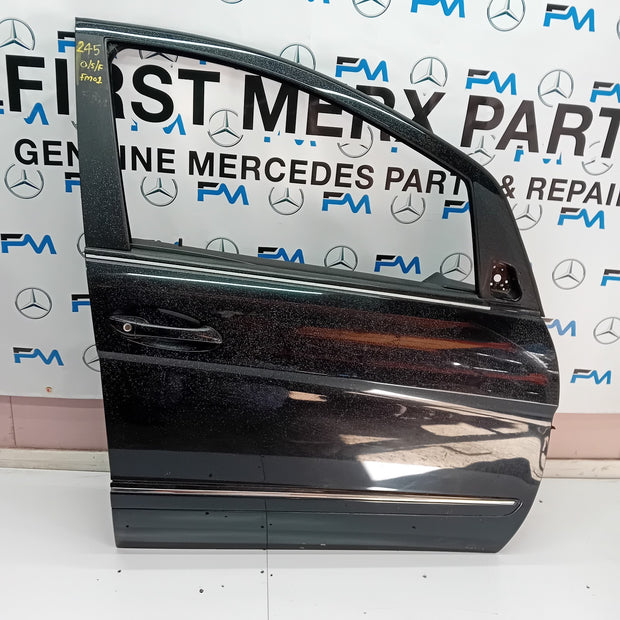 MERCEDES BENZ B-CLASS  W245  DRIVER SIDE FRONT DOOR ( OFF SIDE FRONT ) FM01