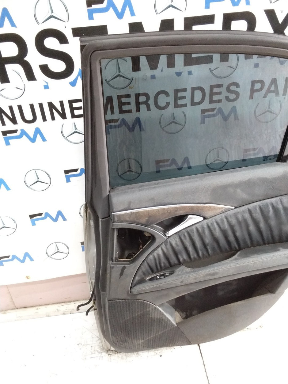 MERCEDES E-CLASS W211 SLN DRIVER REAR DOOR OSR SILVER 2003-09 COMPLETE FMD338