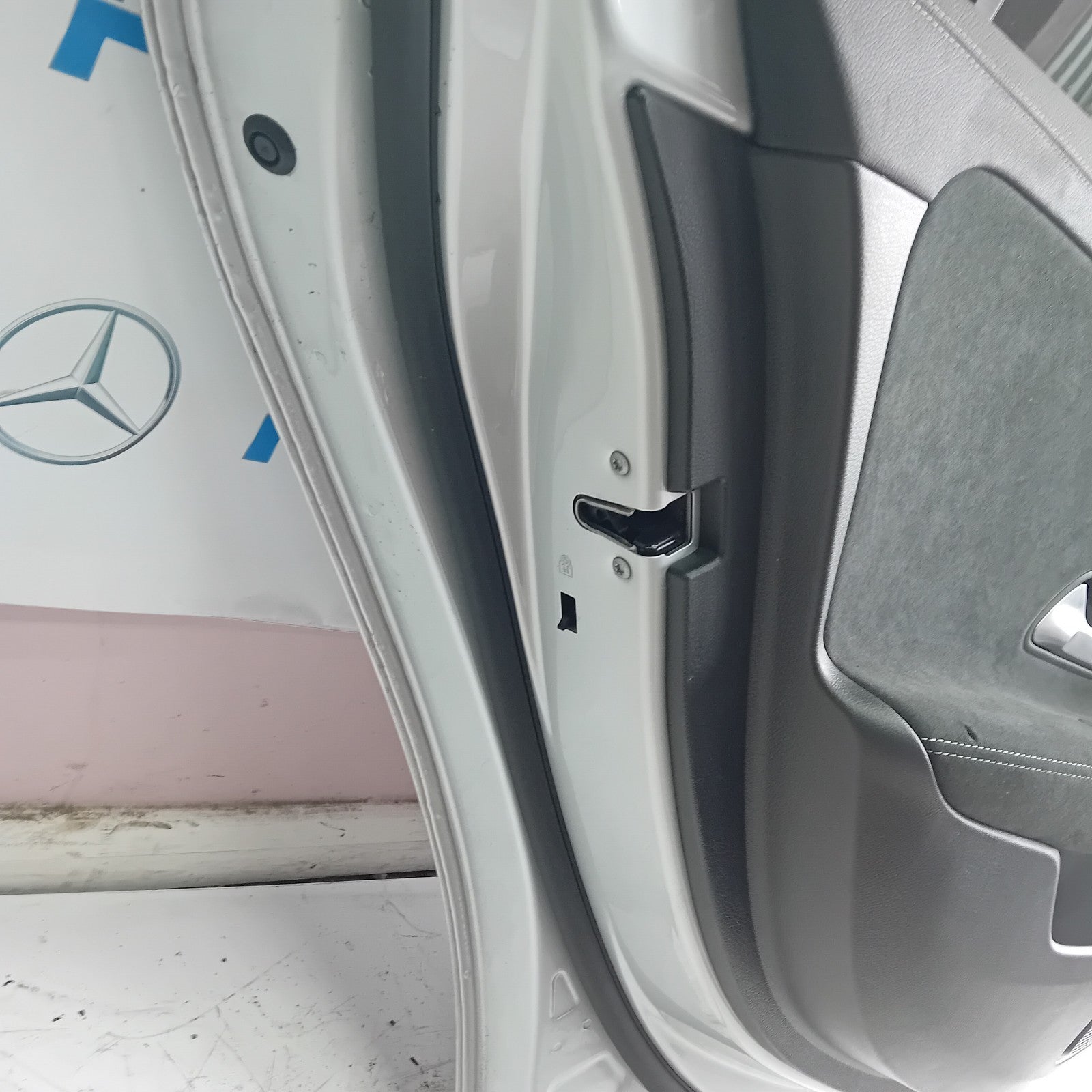 MERCEDES BENZ A-CLASS W177 PASSENGER SIDE REAR DOOR N/S/R SILVER  FMD145