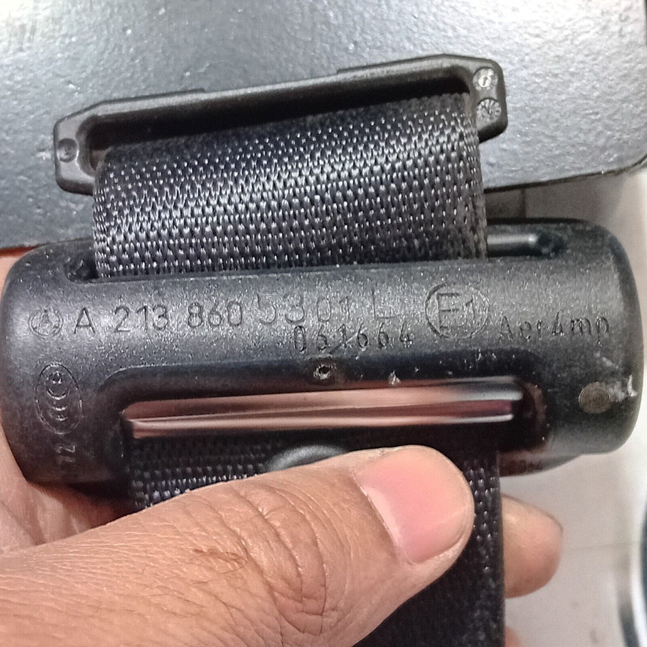 MERCEDES BENZ E-CLASS W213 LEFT PASSENGER SIDE REAR SEAT BELT A2138605301 2016