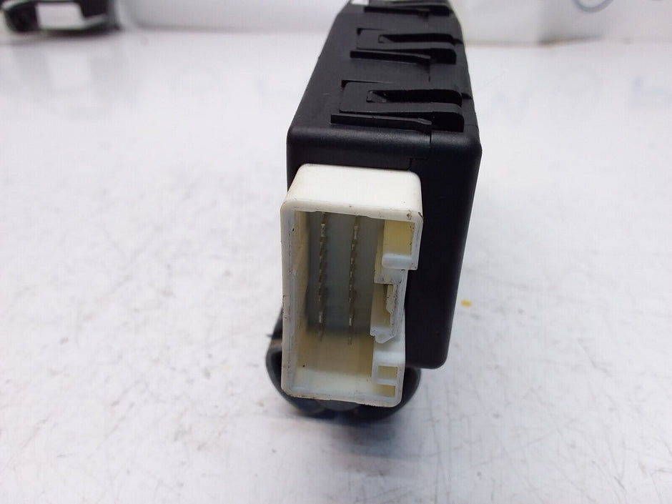 Mercedes C-CLASS W222 2017 Sunroof Motor Regulator  A2229007714 FM00448