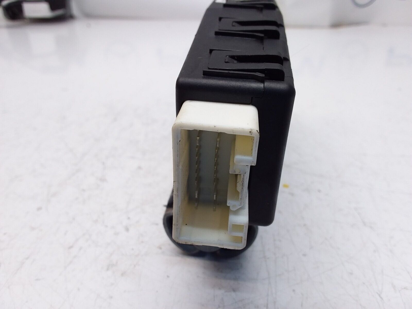 Mercedes C-CLASS W222 2017 Sunroof Motor Regulator  A2229007714 FM00448