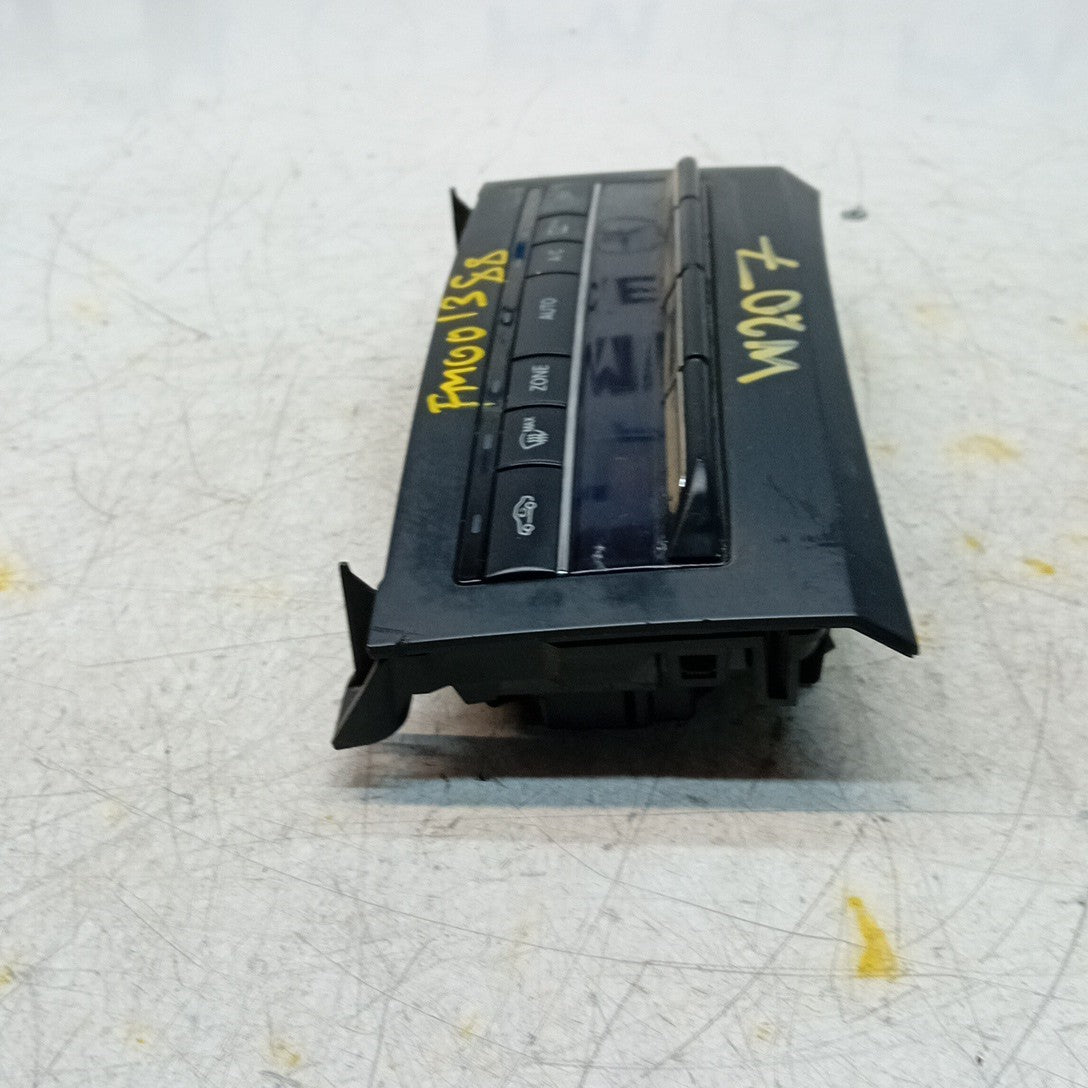 MERCEDES E CLASS W207 W212 CLIMATE CONTROL PANEL A2129008608 2016 FM001388