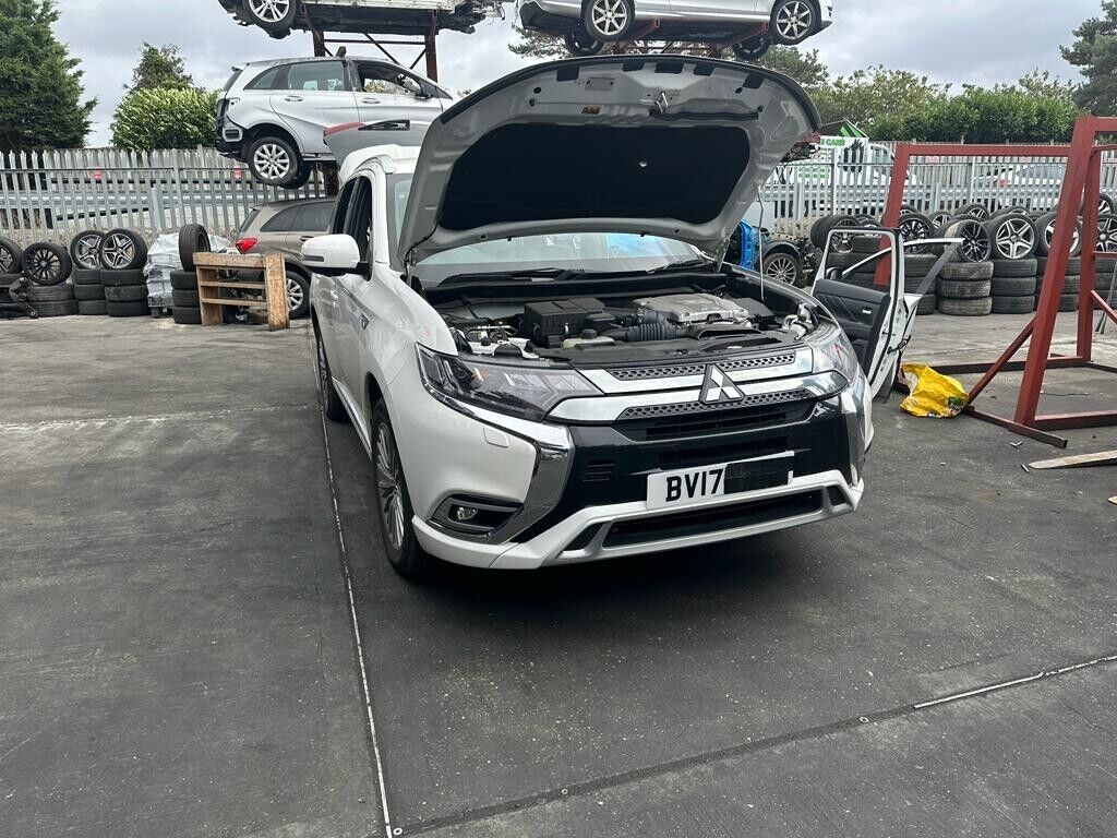 MITSUBISHI OUTLANDER 2017 - BREAKING / AIR BAGS ( STEERING WHEEL, KNEE, ROOF )