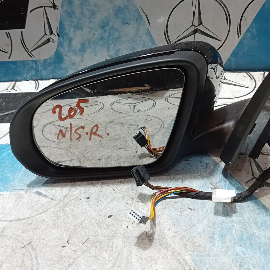MERCEDES BENZ C-CLASS W205 WING MIRROR PASSENGER SIDE FRONT IN BLACK A2058104702