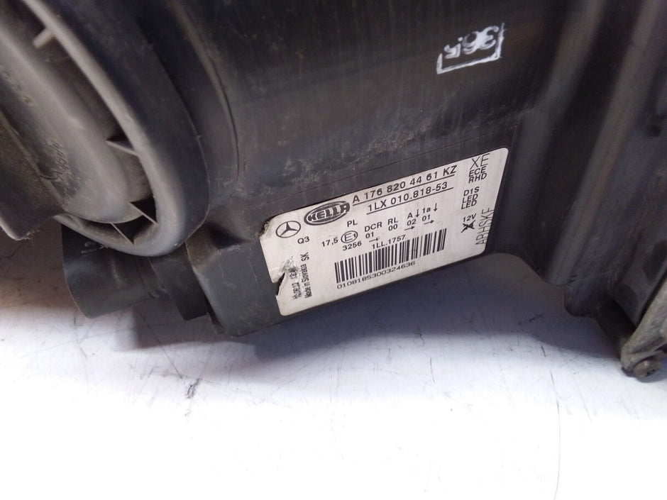2012 MERCEDES A-CLASS W176 HEADLIGHT PASSENGER NS A1768204461 FMH112 
