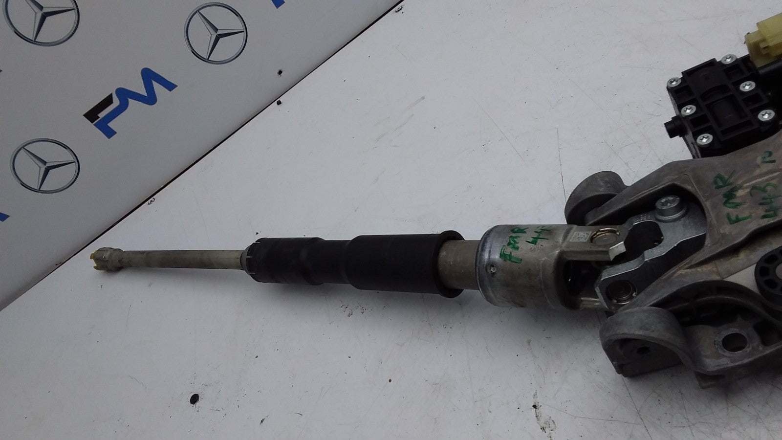 MERCEDES BENZ C-CLASS W205 OEM POWER STEERING COLUMN A2054603916 FMR443