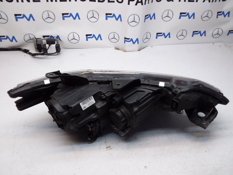 MITSUBISHI OUTLANDER MK3 2016 HEADLIGHT PASSENGER SIDE LEFT L0094I OBL8 FMH71