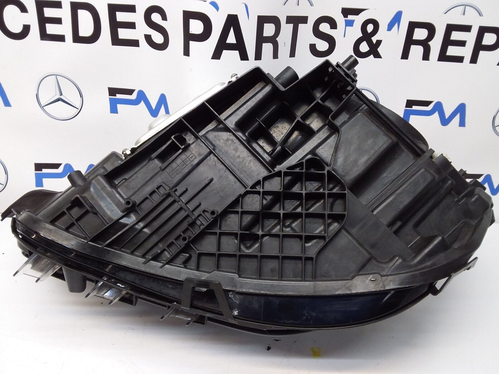 2021 MERCEDES CLA W118 HEADLIGHT PASSENGER NS A1189068600 FMH145 HIGH PERFORMANC