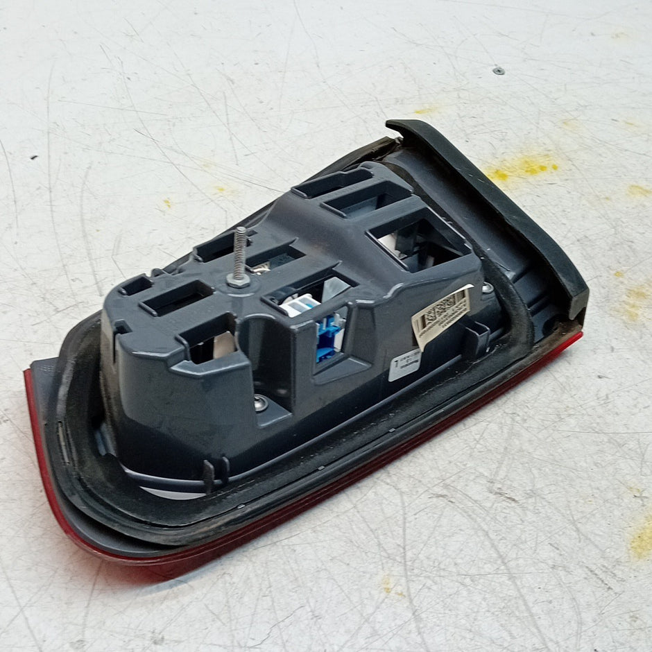 MERCEDES GLC W253 PASSENGER LEFT INNER REAR TAIL LIGHT A2539063100 2017 FMT293