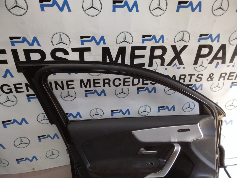MERCEDES A-CLASS W177 SLN PASSENGER FRON DOOR NSF BLACK 2018 ON COMPLETE FMD320