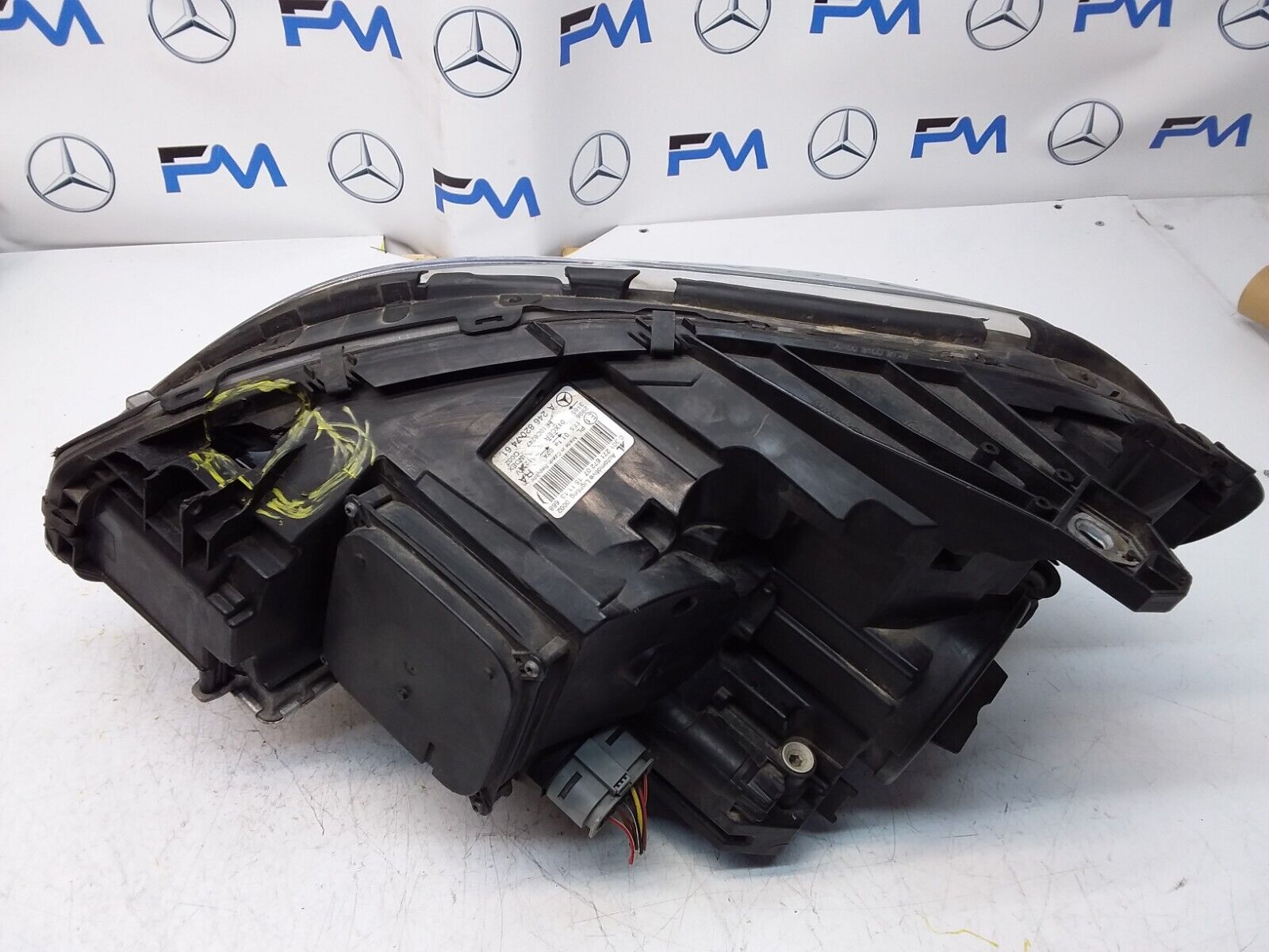 2013 MERCEDES B-CLASS W246 HEADLIGHT DRIVER SIDE OS A2468207461 FMH121 (DAMAGED)