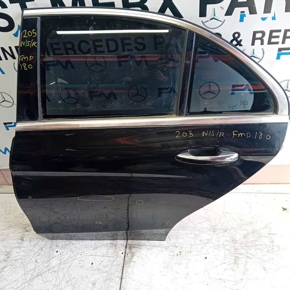 MERDEDES C- CLASS W205 PASSENGER SIDE REAR DOOR NSR BLAC 2014 ON COMPLETE FMD180