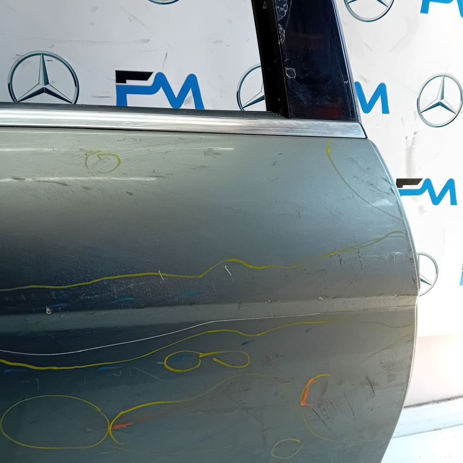 MERCEDES BENZ  BENZ C-CLASS W204 DRIVER REAR DOOR OSR 2012 GREY FMD526