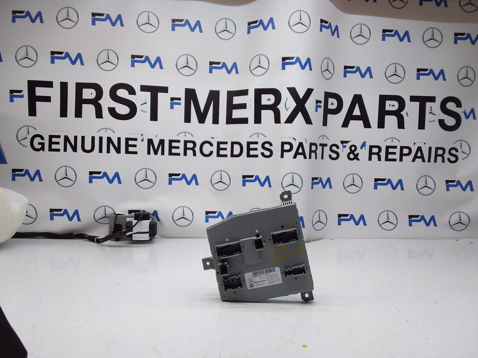 MERCEDES C-CLASS SAM CONTROL MODULE W205 A2059006330 FM00378
