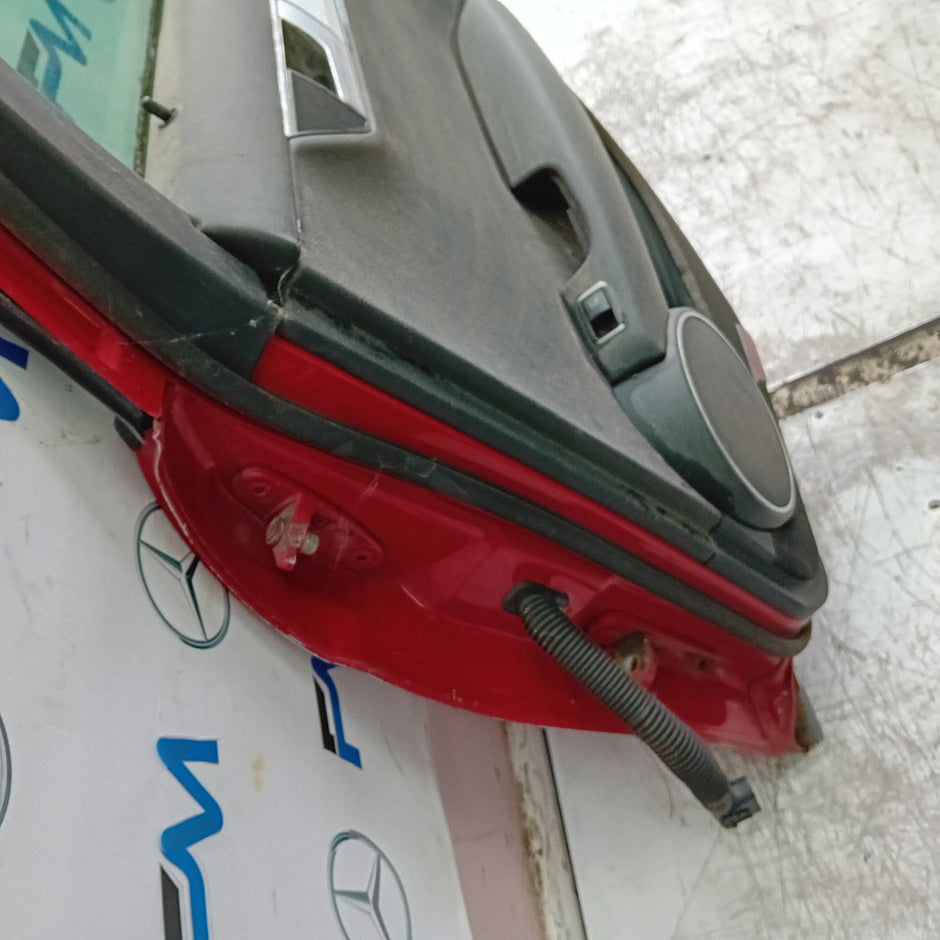 MERCEDES C-CLASS W204 SLN DRIVER REAR DOOR OSR RED 2008-2014 COMPLETE FMD447