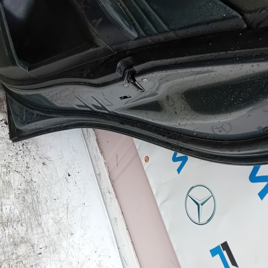 MERCEDES GLE W166 DRIVER REAR DOOR OSR GREY 2015-19 COMPLETE FMD253
