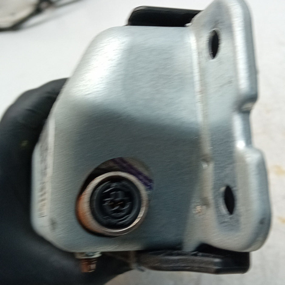 MERCEDES E-CLASS W213 KNEE AIRBAG DRIVER OS RIGHT Q04 A2138600302 FM001298