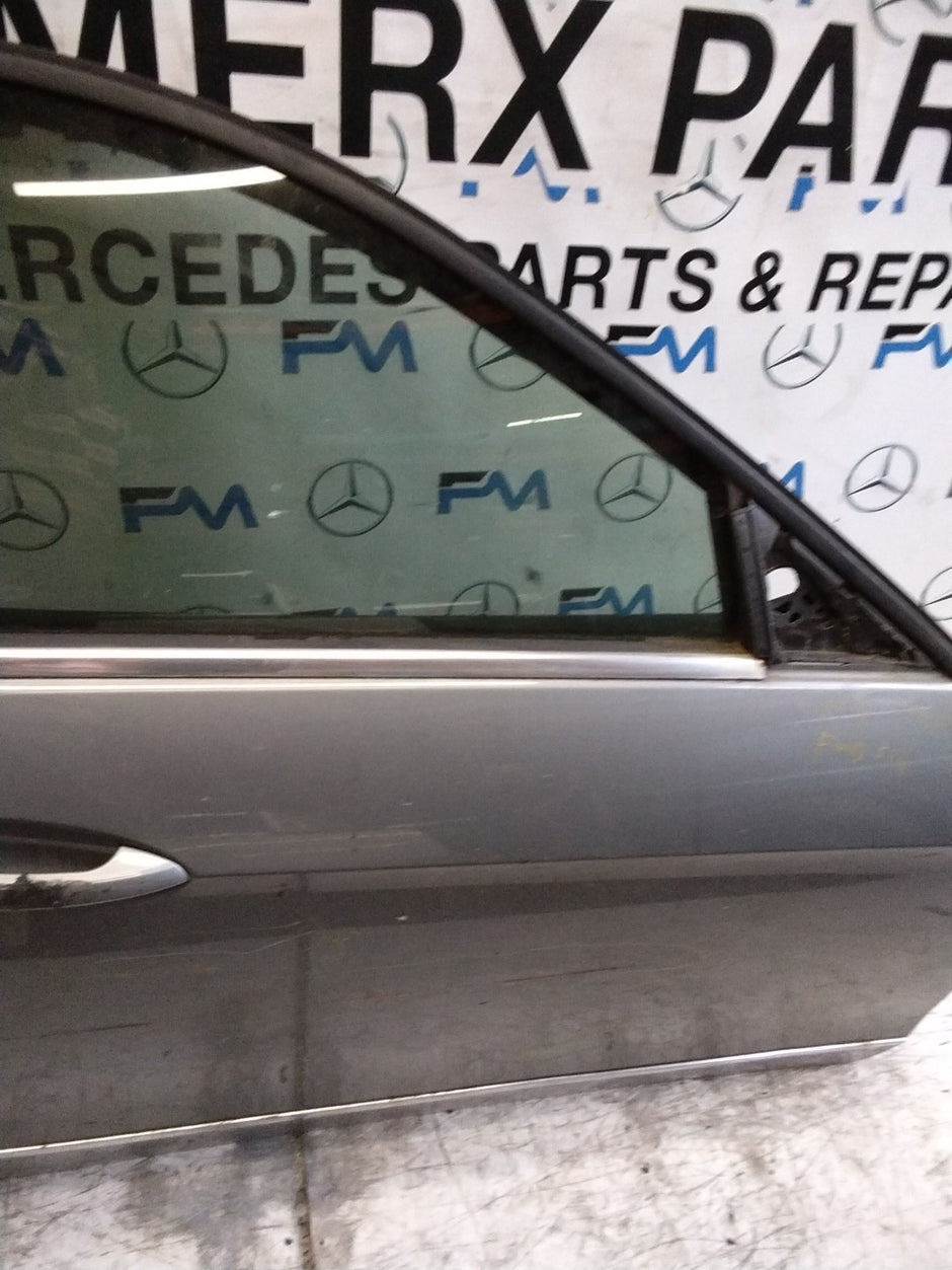 MERCEDES E-CLASS W212  DRIVER FRONT DOOR OSF GREY 2009-16 COMPLETE FMD554