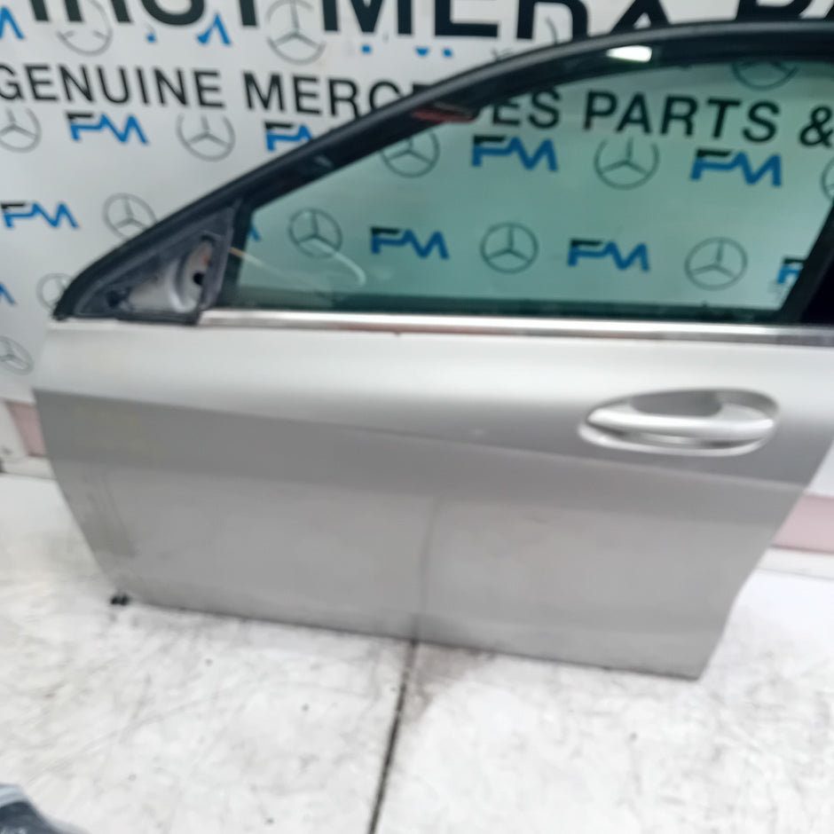 MERCEDES A-CLASS W176 PASSENGER FRONT DOOR N/S/F SILVER 2012-18 COMPLETE FMD157