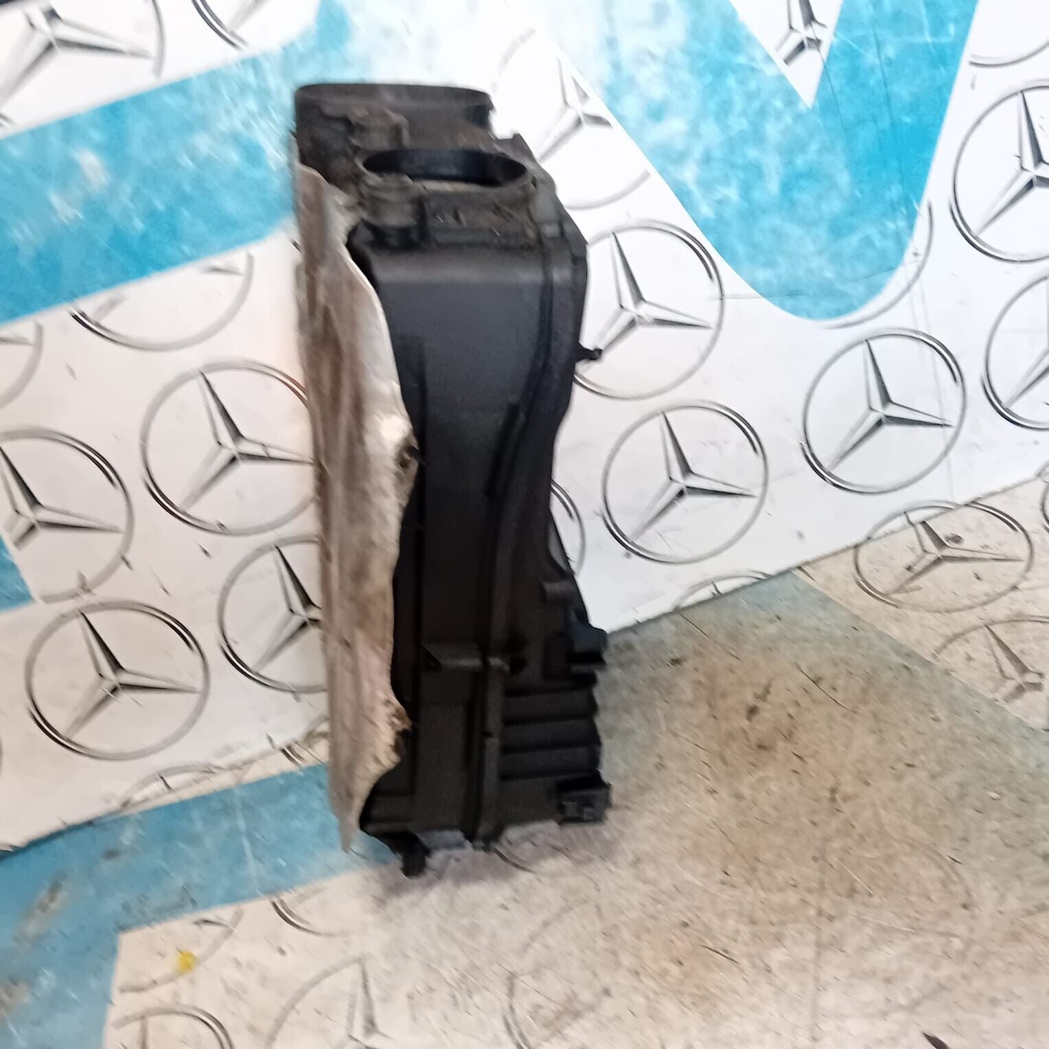 MERCEDES BENZ C CLASS W205 2.1 DIESEL AIR FILTER BOX HOUSING  A6510902501