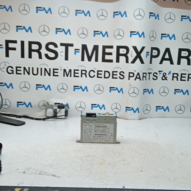 MERCEDES BENZ E CLASS  W213 SAT NAV SYSTEM HEADUNIT A2139005311 FM001278