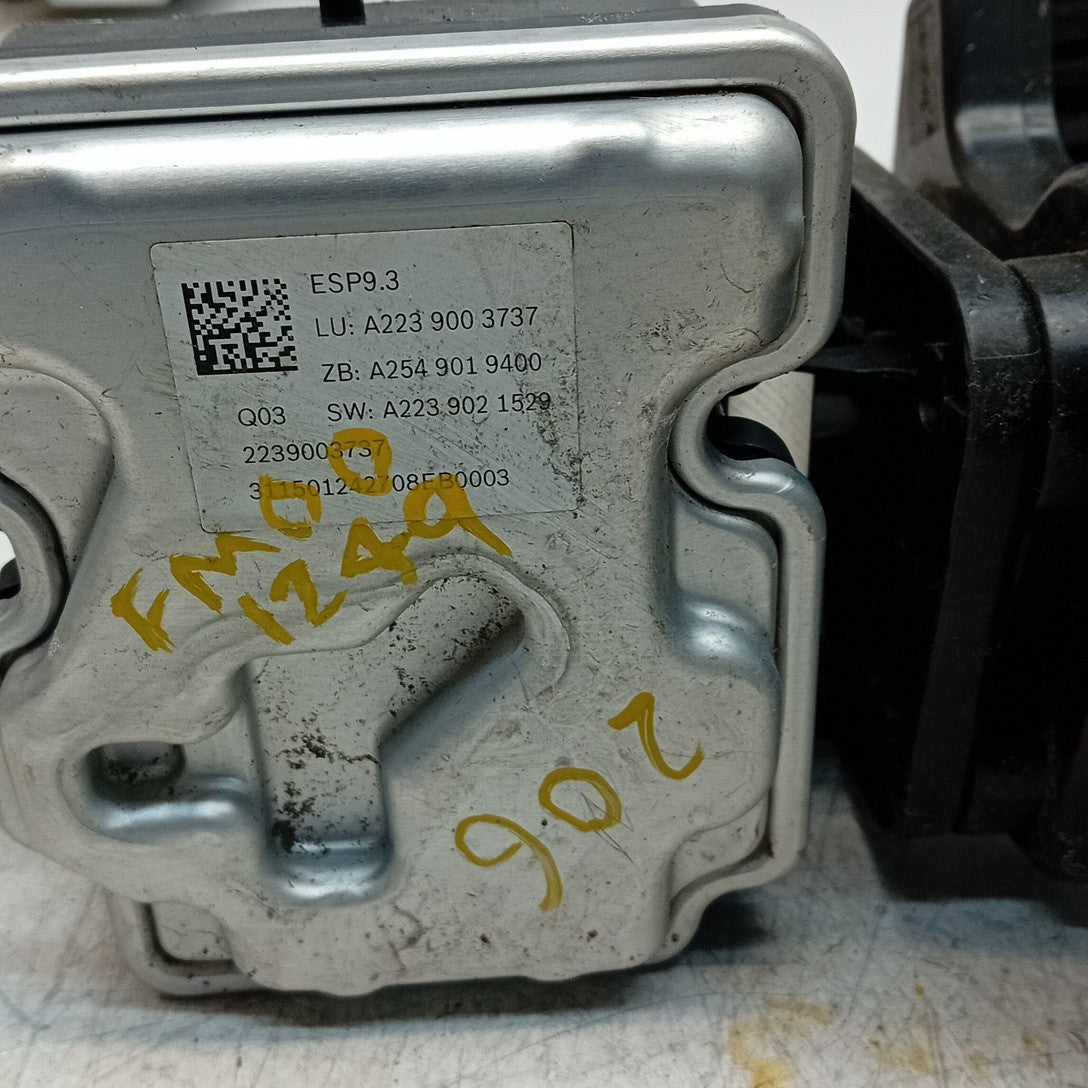 MERCEDES BENZ C-CLASS W206 ABS PUMP MODULE CONTROL UNIT A2239003737 FM001249