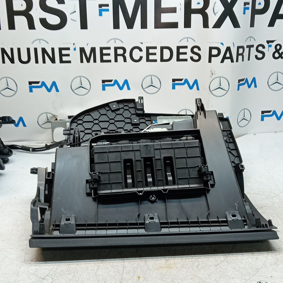 MERCEDES BENZ  A-CLASS W177 DASHBOARD GLOVEBOX  2018 A1776803800 FM001573