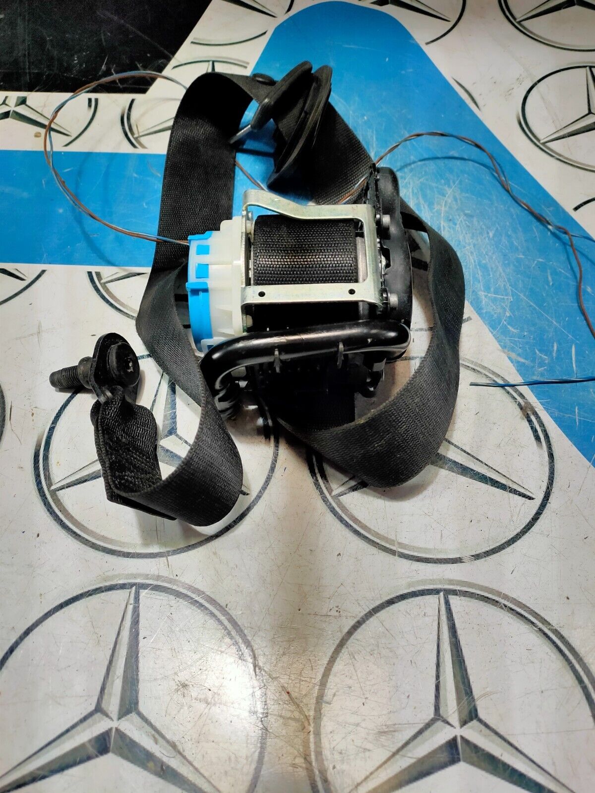 MERCEDES A CLASS SEAT BELT FRONT LEFT SIDE A1768600185 W176 2012 - 2018