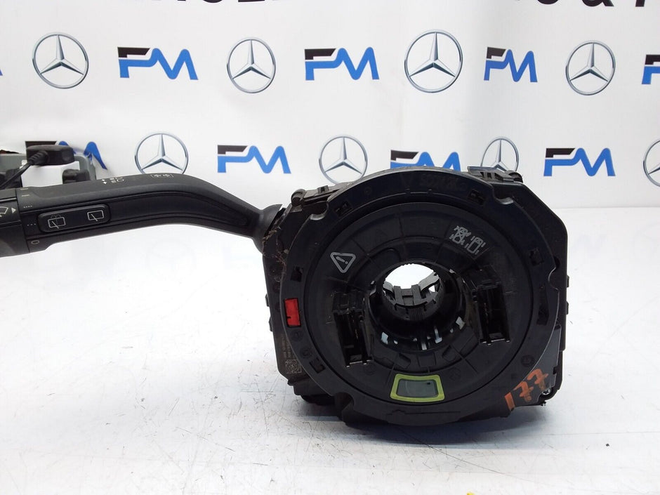 Mercedes  A-CLASS W177 INDICATOR/WIPER GEAR SELECT + SQUIB 10139371 2018 FM00530