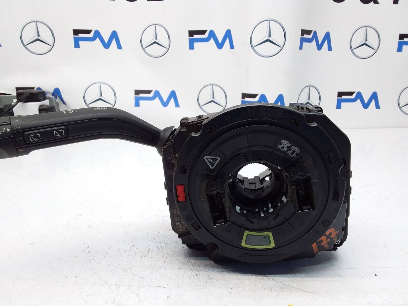Mercedes  A-CLASS W177 INDICATOR/WIPER GEAR SELECT + SQUIB 10139371 2018 FM00530