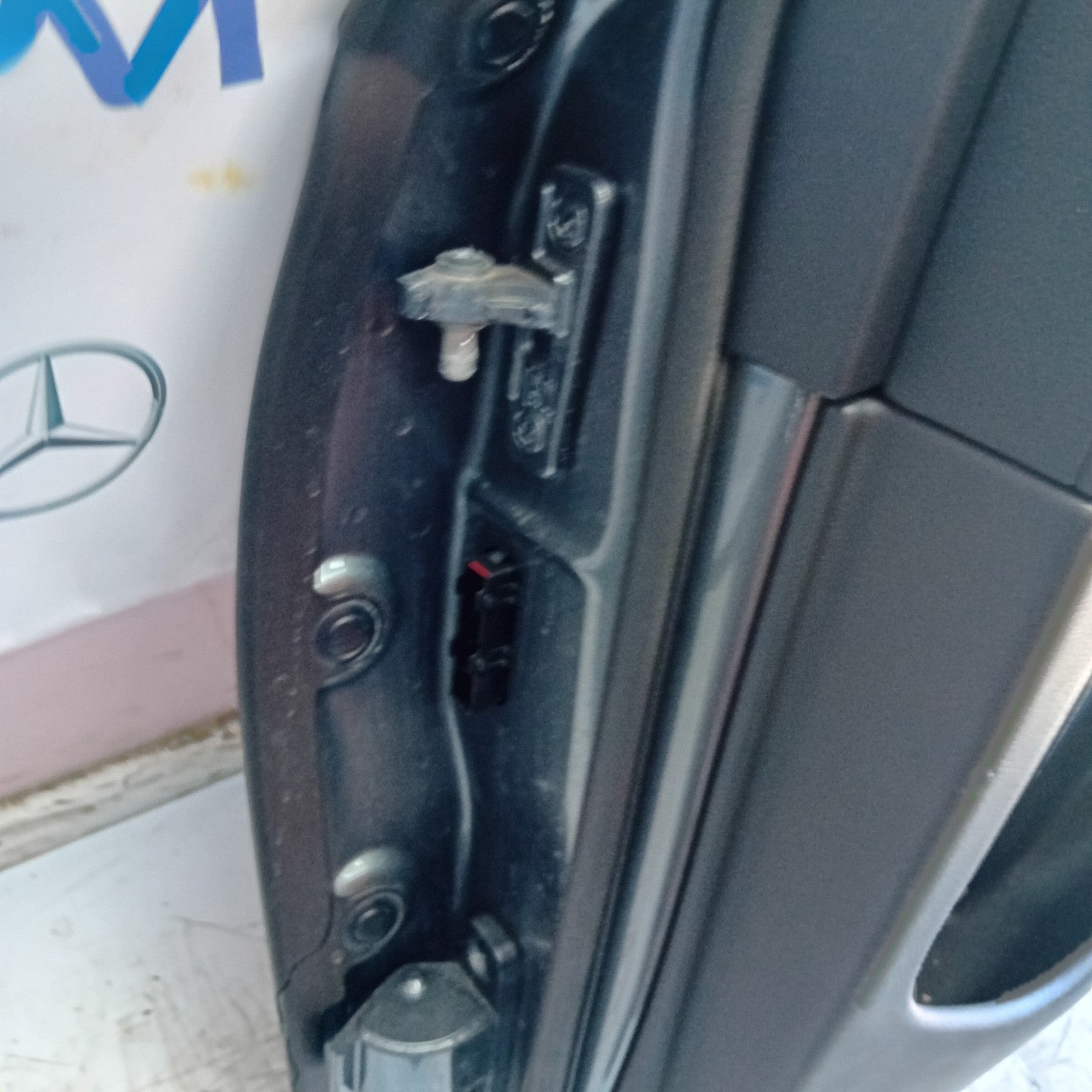 MERCEDES E-CLASS W213 DRIVER FRONT DOOR OSR 2016 ON GREY COMPLETE  FMD516