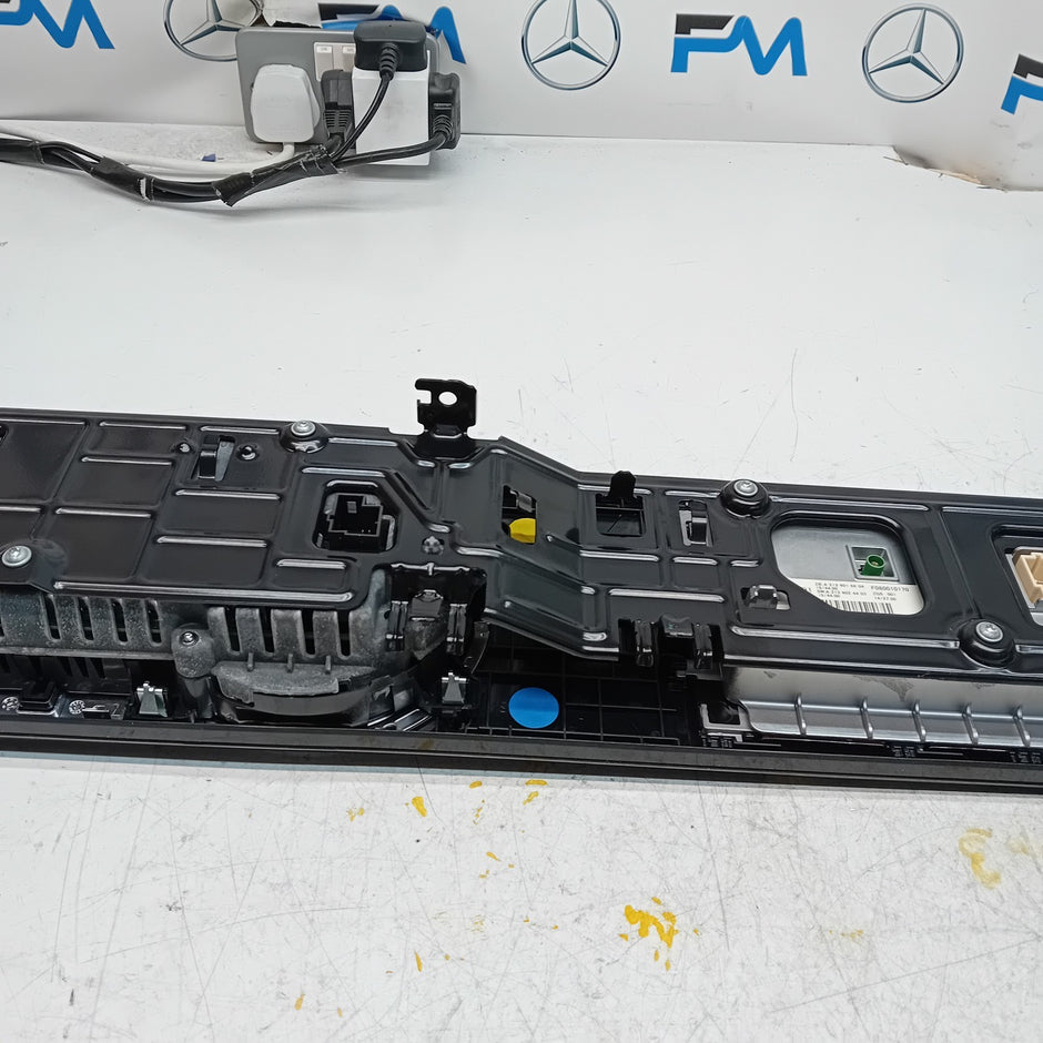 MERCEDES E-CLASS W213 DISPLAY SCREEN A2139009406 2017 FM001161