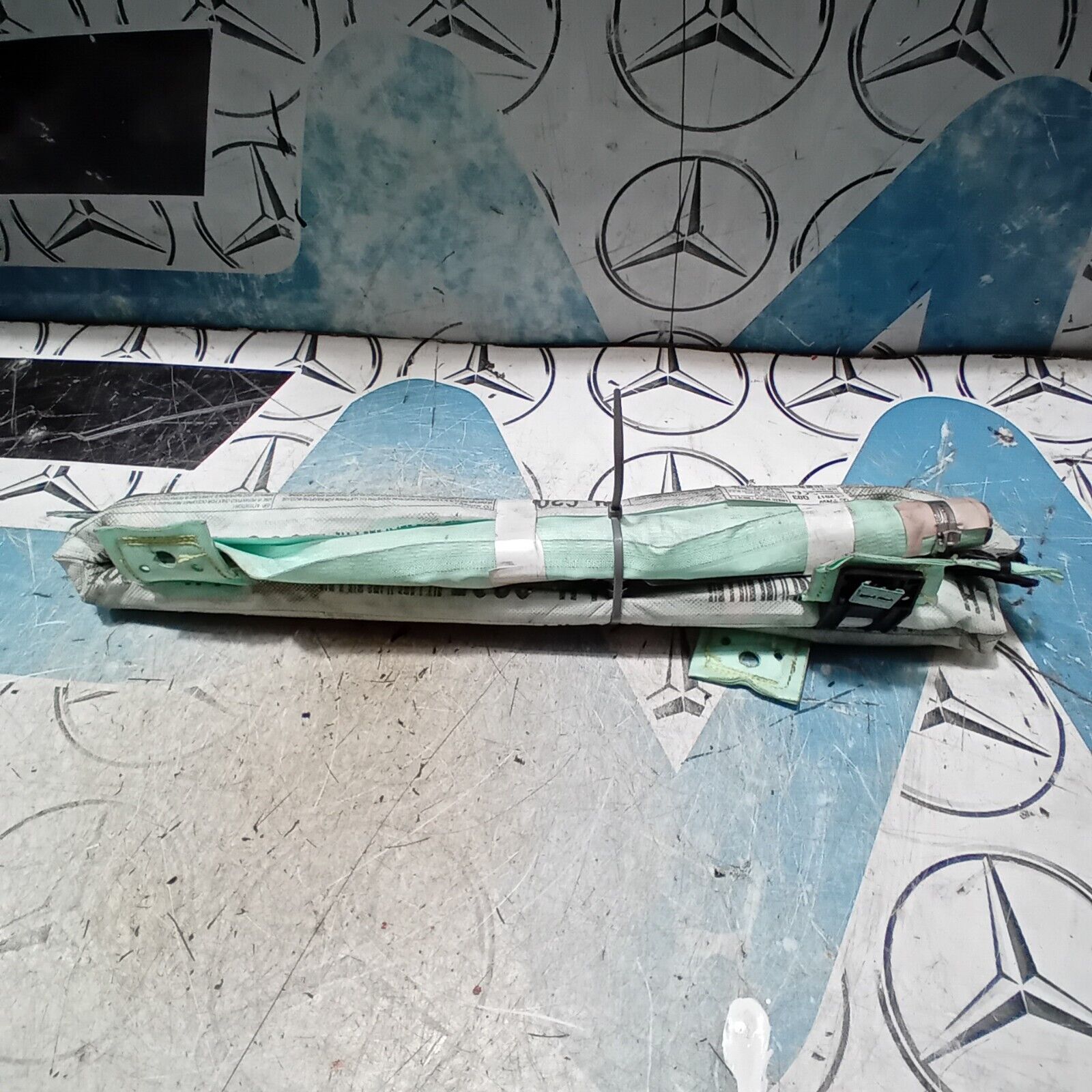 MERCEDES  C CLASS W205 COUPE AIRBAG CURTAIN ROOF DRIVER SIDE A2058602902 FM110