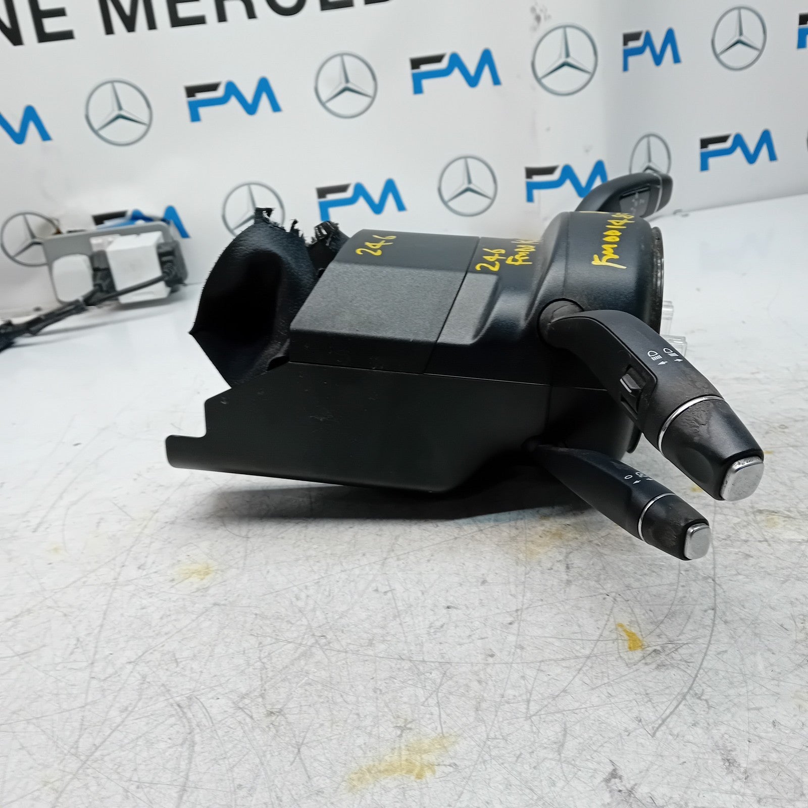 MERCEDES B-CLASS W246 INDICATOR/WIPER GEAR SELECT + SQUIB  A2469003614 FM001487